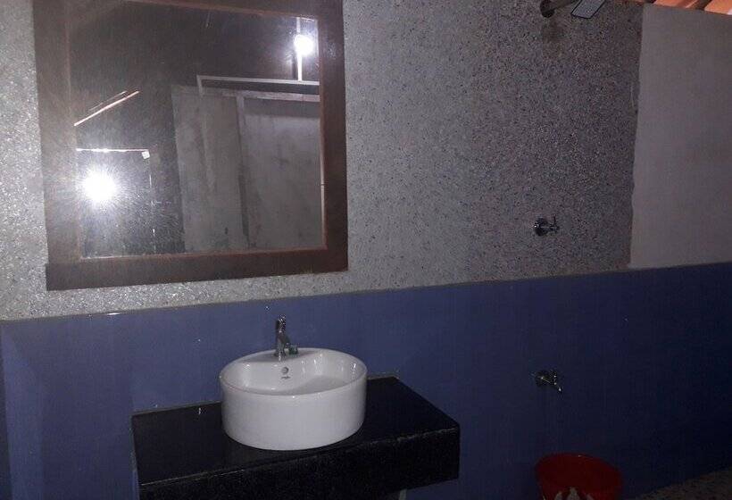 فندق Blue Lagoon Resort Goa