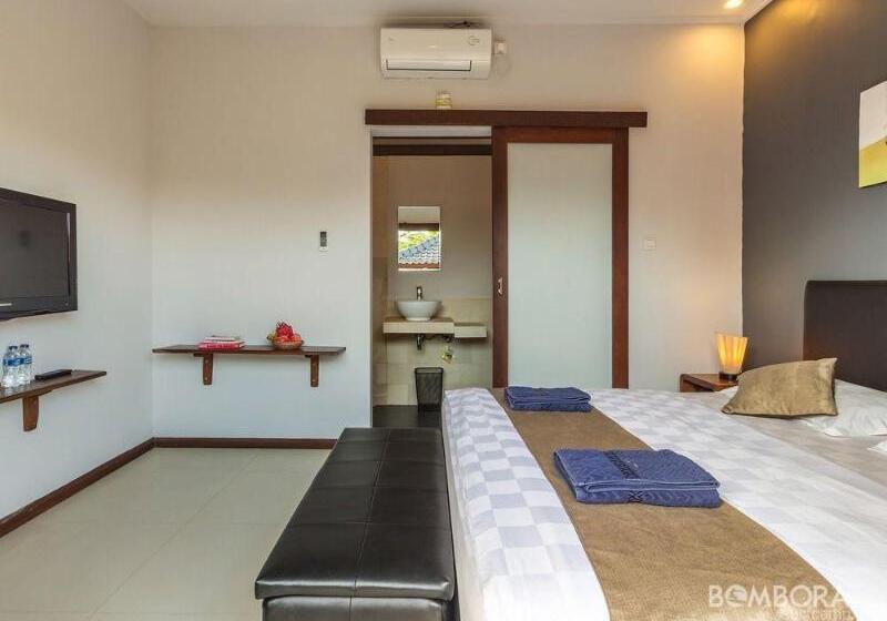 هتل Bombora Surf Camp