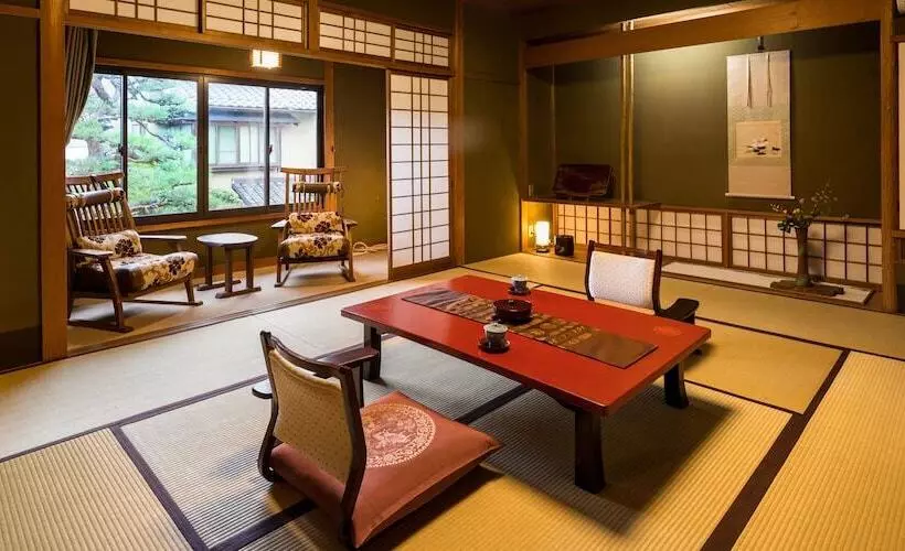 בית מלון כפרי Charoku Bekkan