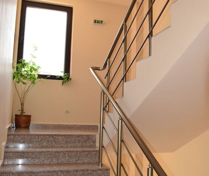 فندق City Blagoevgrad Family