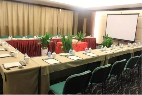 Отель Nantong Cosmic International