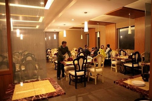 Hotel Deccan Park Resort