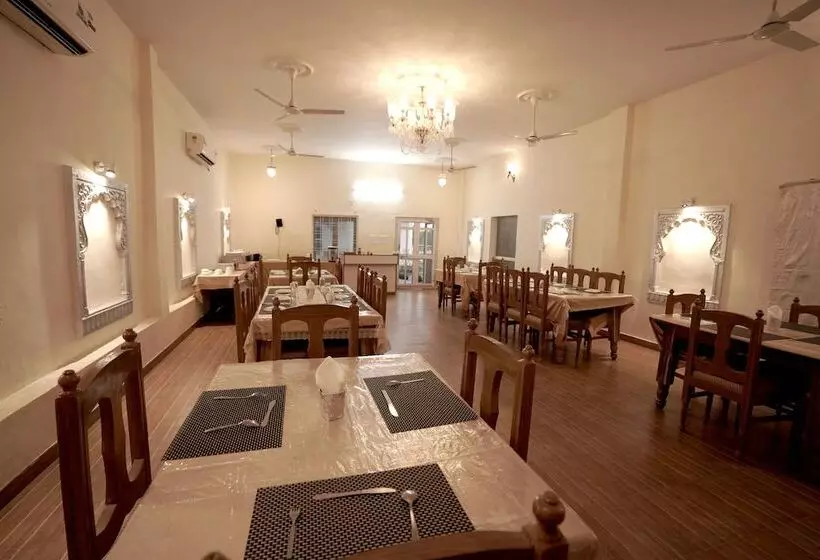 Hôtel Devendragarh Palace   Luxury Paying Guest House