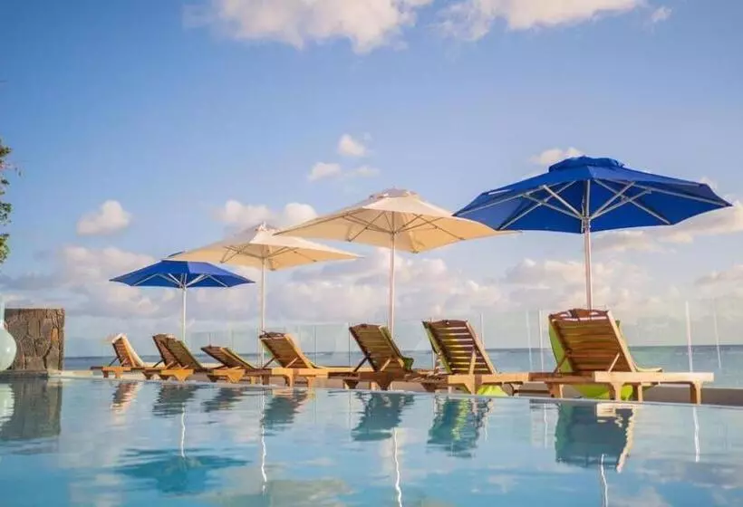 هتل Gold Beach Resort