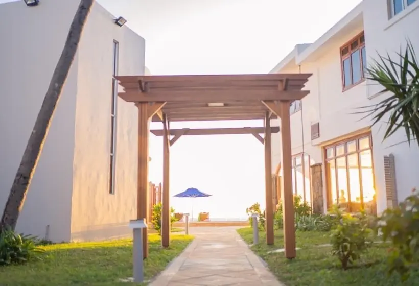 هتل Gold Beach Resort