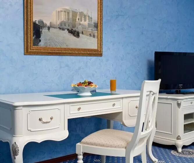 בית מלון כפרי Imperator