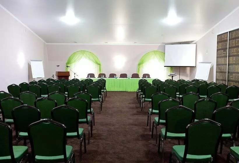 בית מלון כפרי Imperator