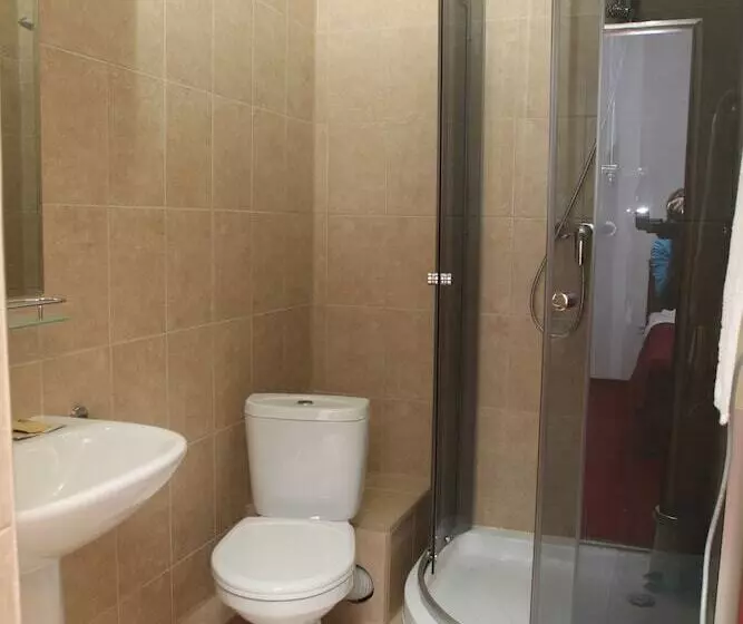 בית מלון כפרי Imperator