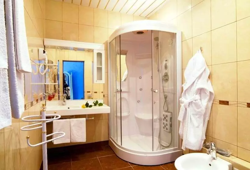 בית מלון כפרי Imperator