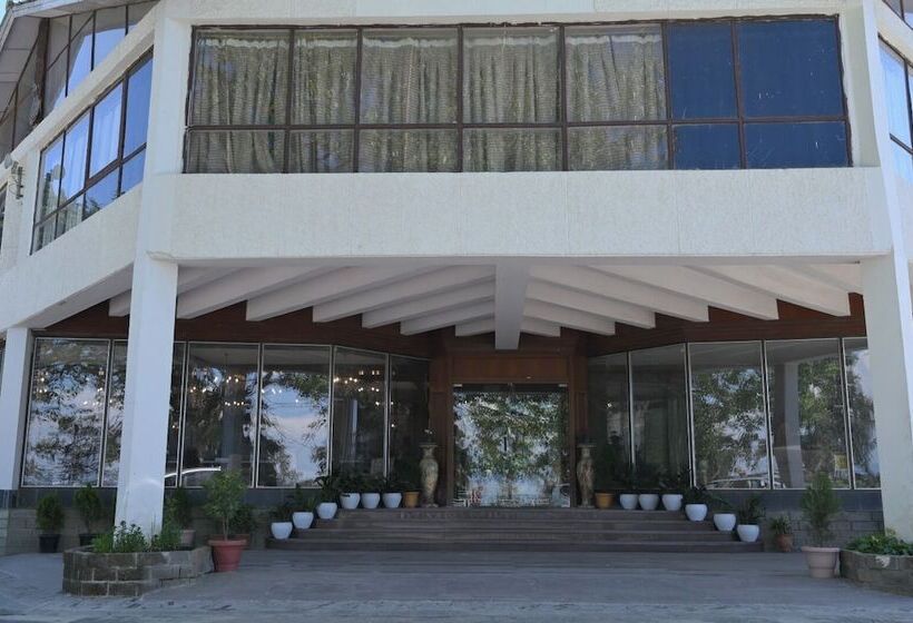 فندق Kufri Holiday Resort