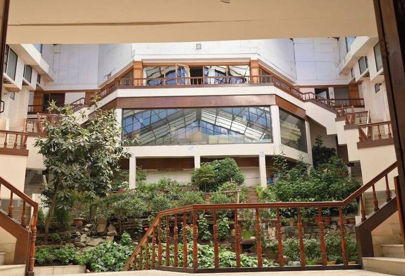 فندق Kufri Holiday Resort