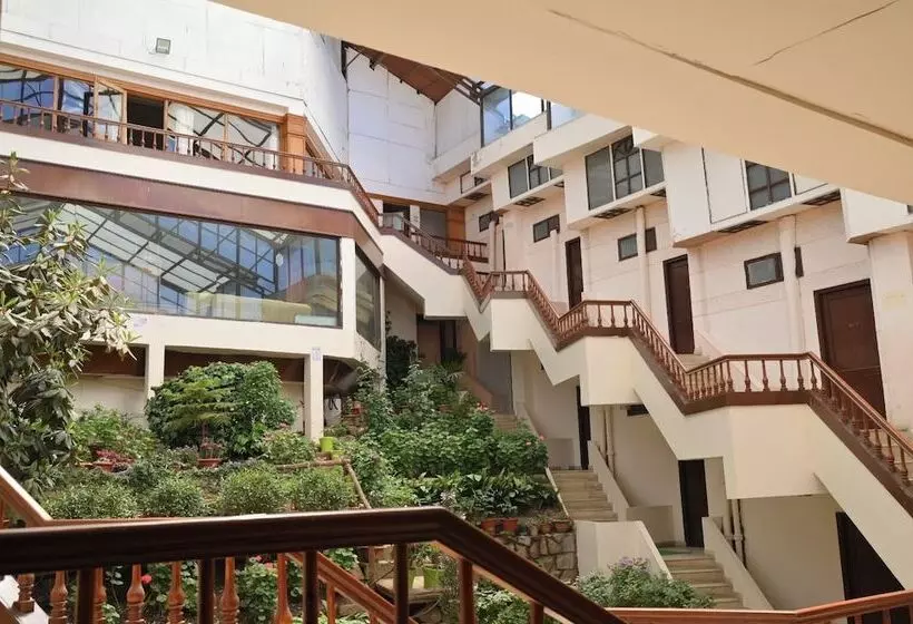 酒店 Kufri Holiday Resort