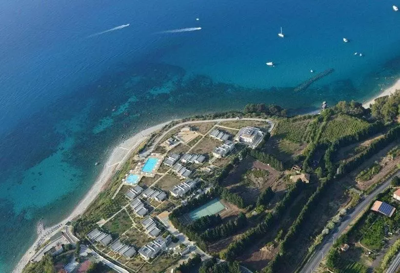 هتل Le Rosette Resort