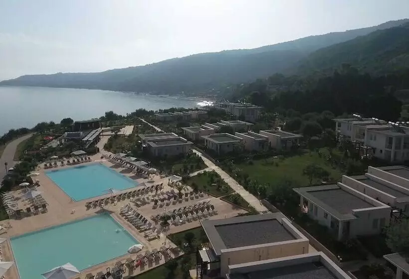 هتل Le Rosette Resort