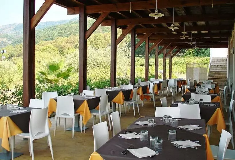 هتل Le Rosette Resort