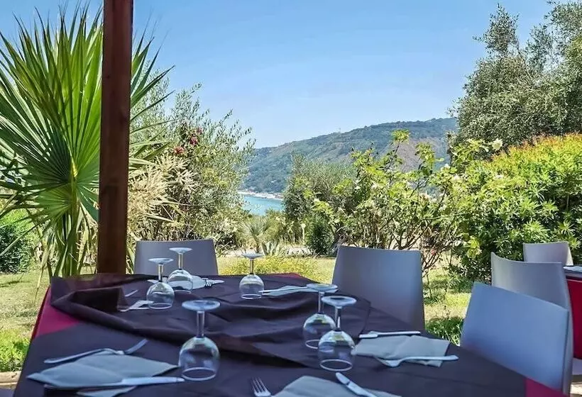 هتل Le Rosette Resort