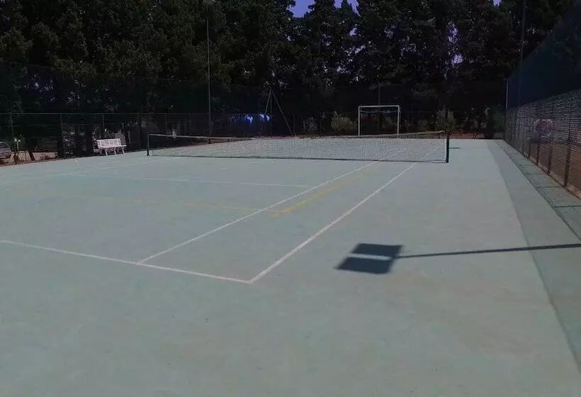 هتل Le Rosette Resort