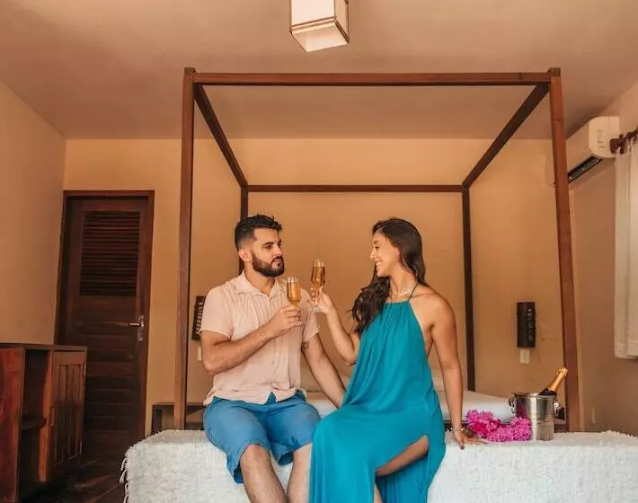 ホテル Pousada Mahi