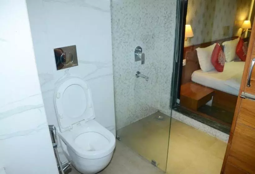 בית מלון כפרי Shalimar Palace