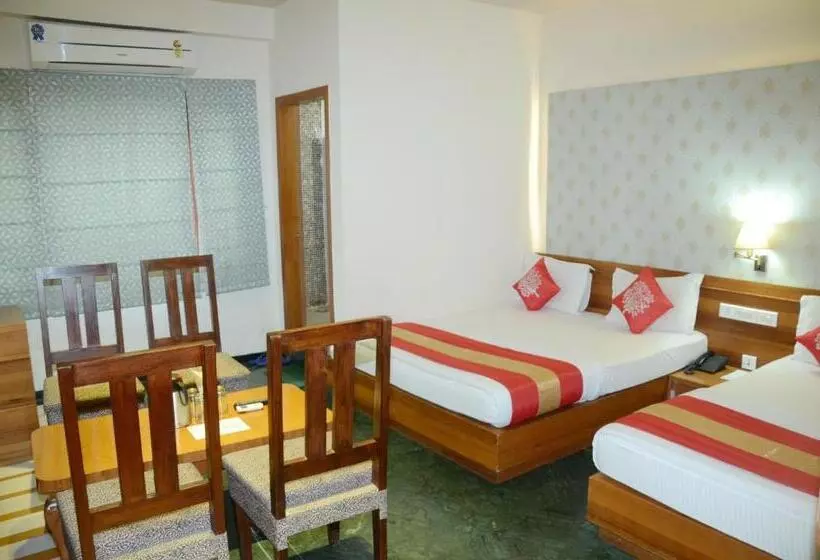 בית מלון כפרי Shalimar Palace