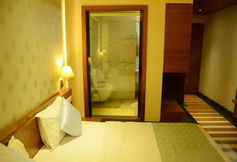 בית מלון כפרי Shalimar Palace