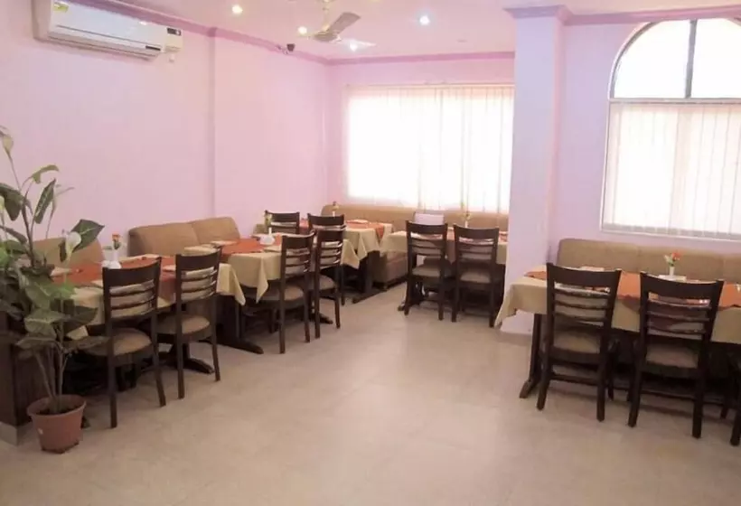 Отель Surya Palace