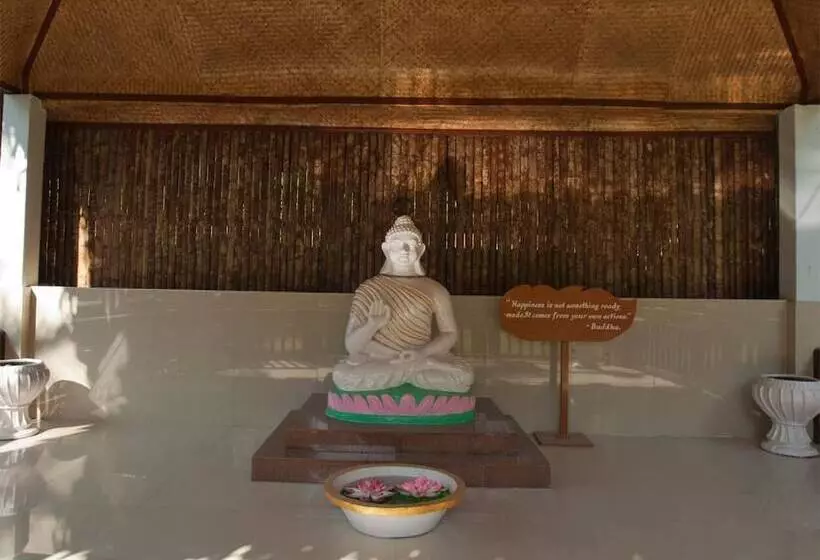 Hotel Symphony Palms Beach Resort And Spa