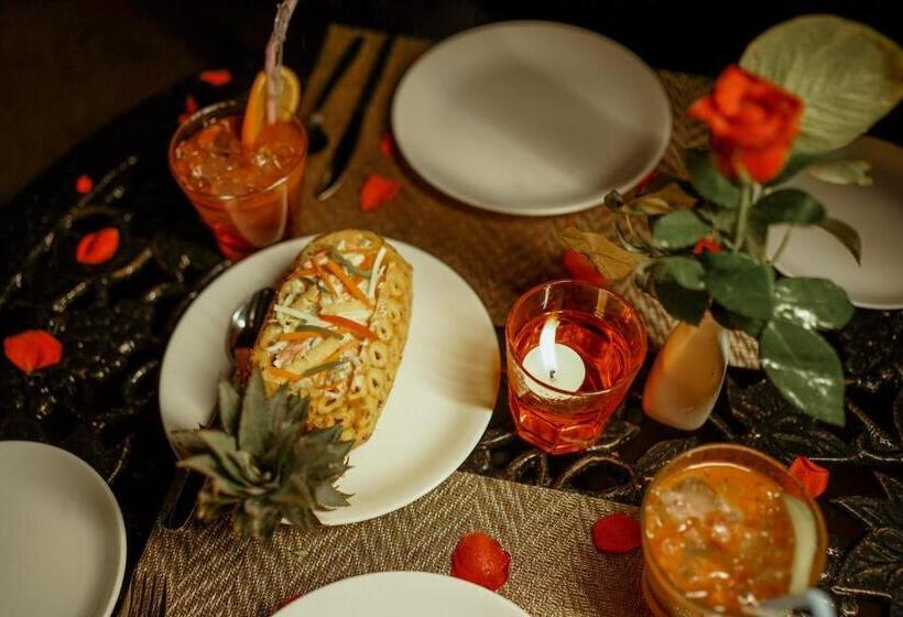 فندق The World Backwaters, Alleppey