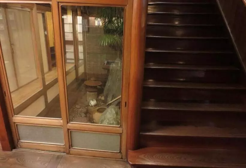 K S House Ito Onsen Historical Ryokan Hostel