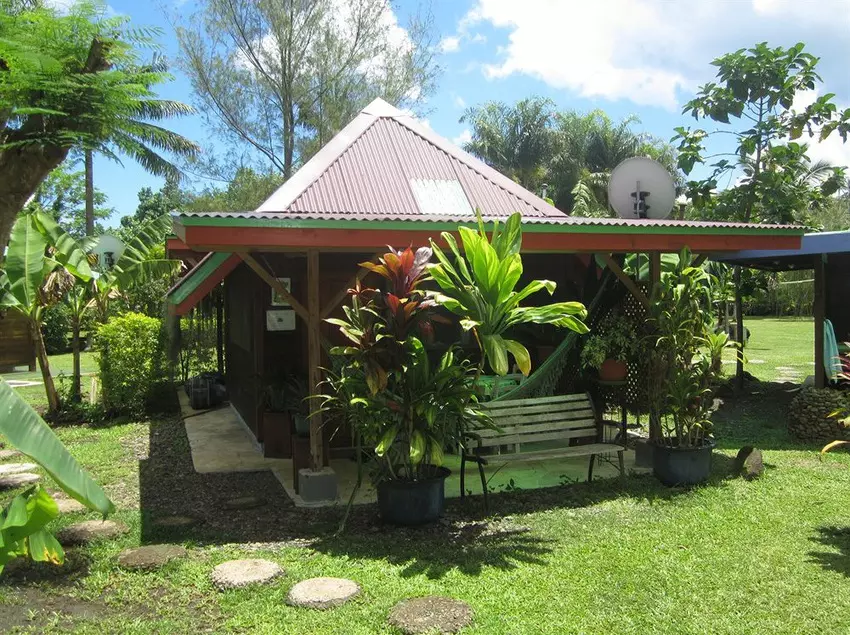 استراحتگاه Marks Place Moorea