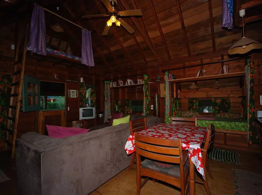 استراحتگاه Marks Place Moorea