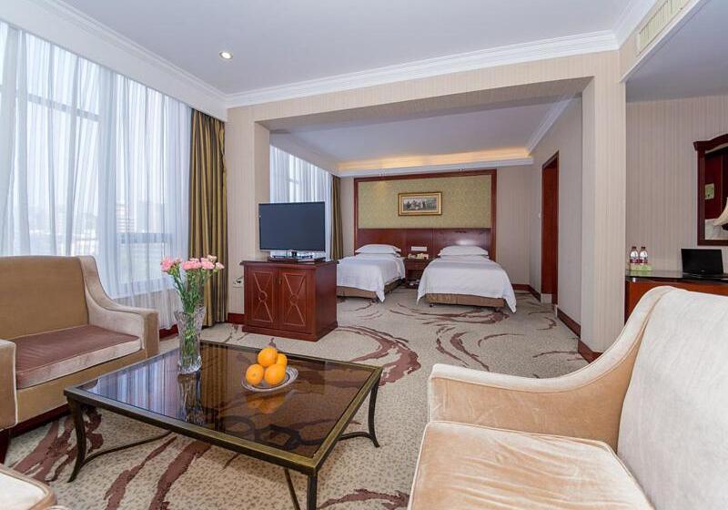 Vienna International Hotel Xiangyang Railway Station