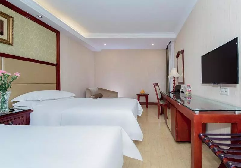 Vienna International Hotel Xiangyang Railway Station