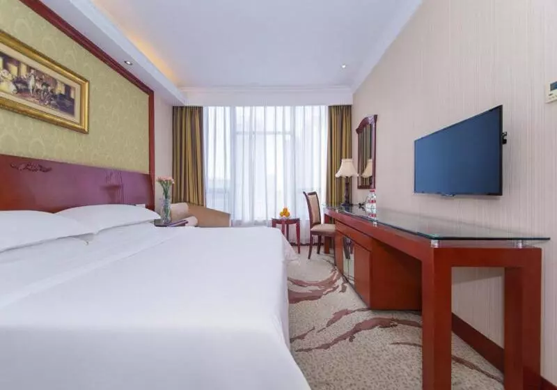 Vienna International Hotel Xiangyang Railway Station