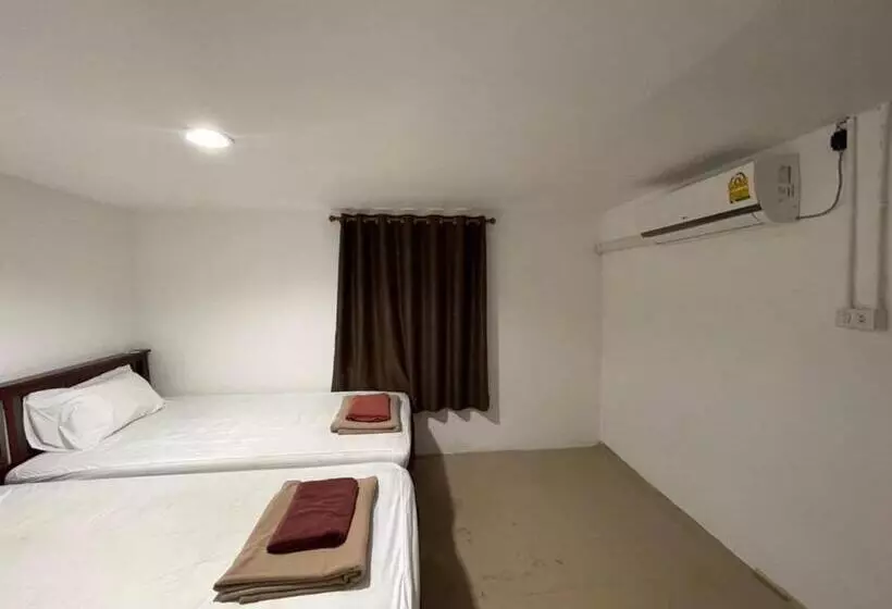 Phi Phi Paradise Hostel