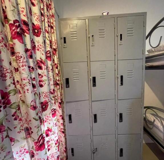 Phi Phi Paradise Hostel