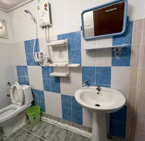 Phi Phi Paradise Hostel