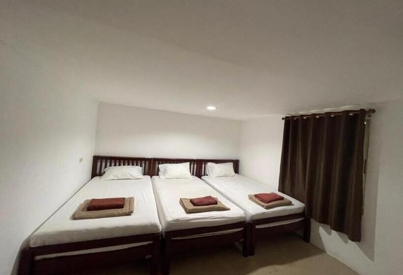 Phi Phi Paradise Hostel