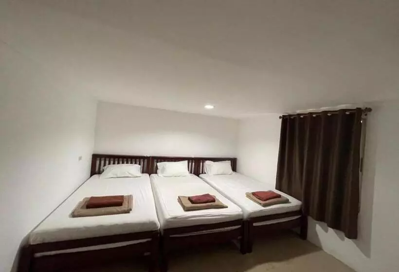 Phi Phi Paradise Hostel