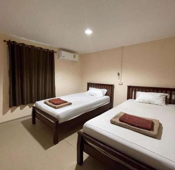 Phi Phi Paradise Hostel