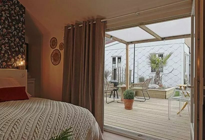 تختخواب و صبحانه Le Cabanon Du Cachalot