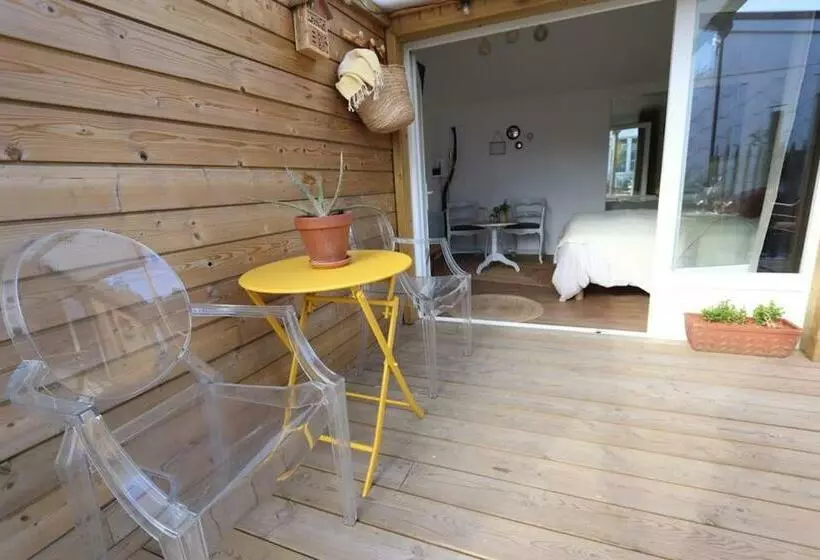 تختخواب و صبحانه Le Cabanon Du Cachalot