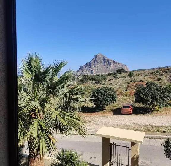 ベッドアンドブレックファースト Raggi Di Sole