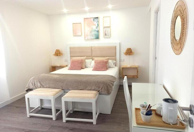 مبيت وإفطار Supertubos House Peniche