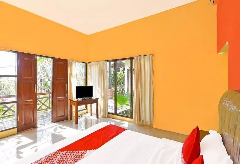 Hotelli Oyo 91191 Lovina Dolphin Lodge