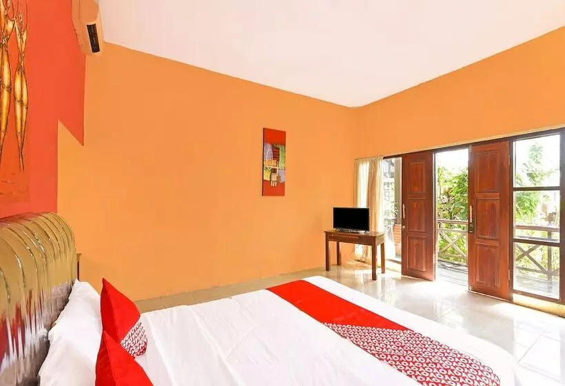 Hotelli Oyo 91191 Lovina Dolphin Lodge