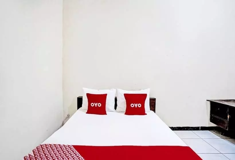 Hotelli Oyo 91198  Mahkota 2 Lamongan