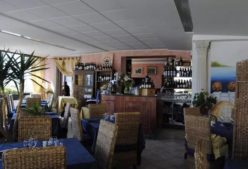 Отель Ristorante Azalea