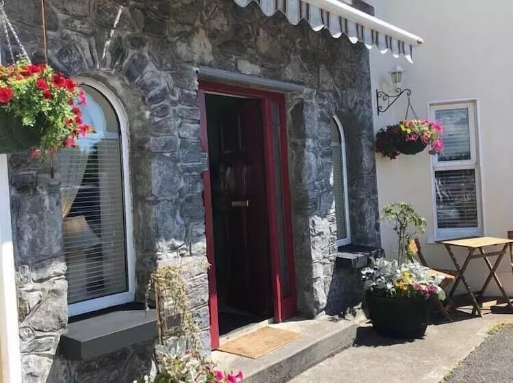 تختخواب و صبحانه Amber Hill Guesthouse