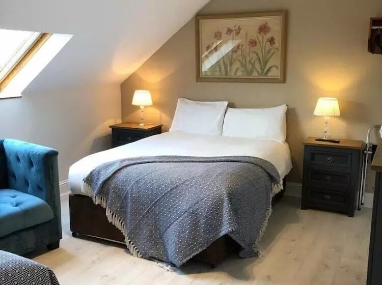 تختخواب و صبحانه Amber Hill Guesthouse